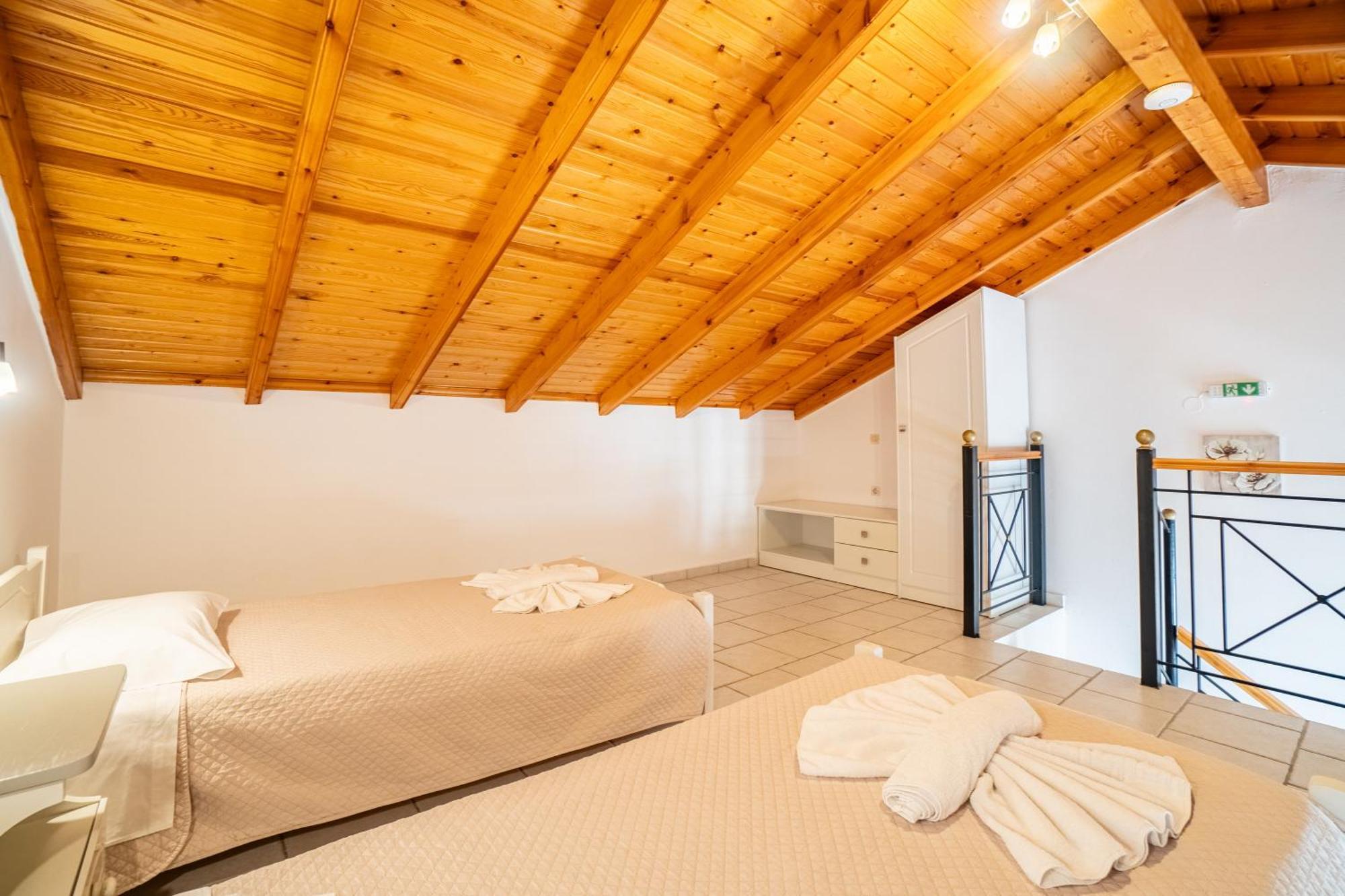 Anna Maisonette Apartment *