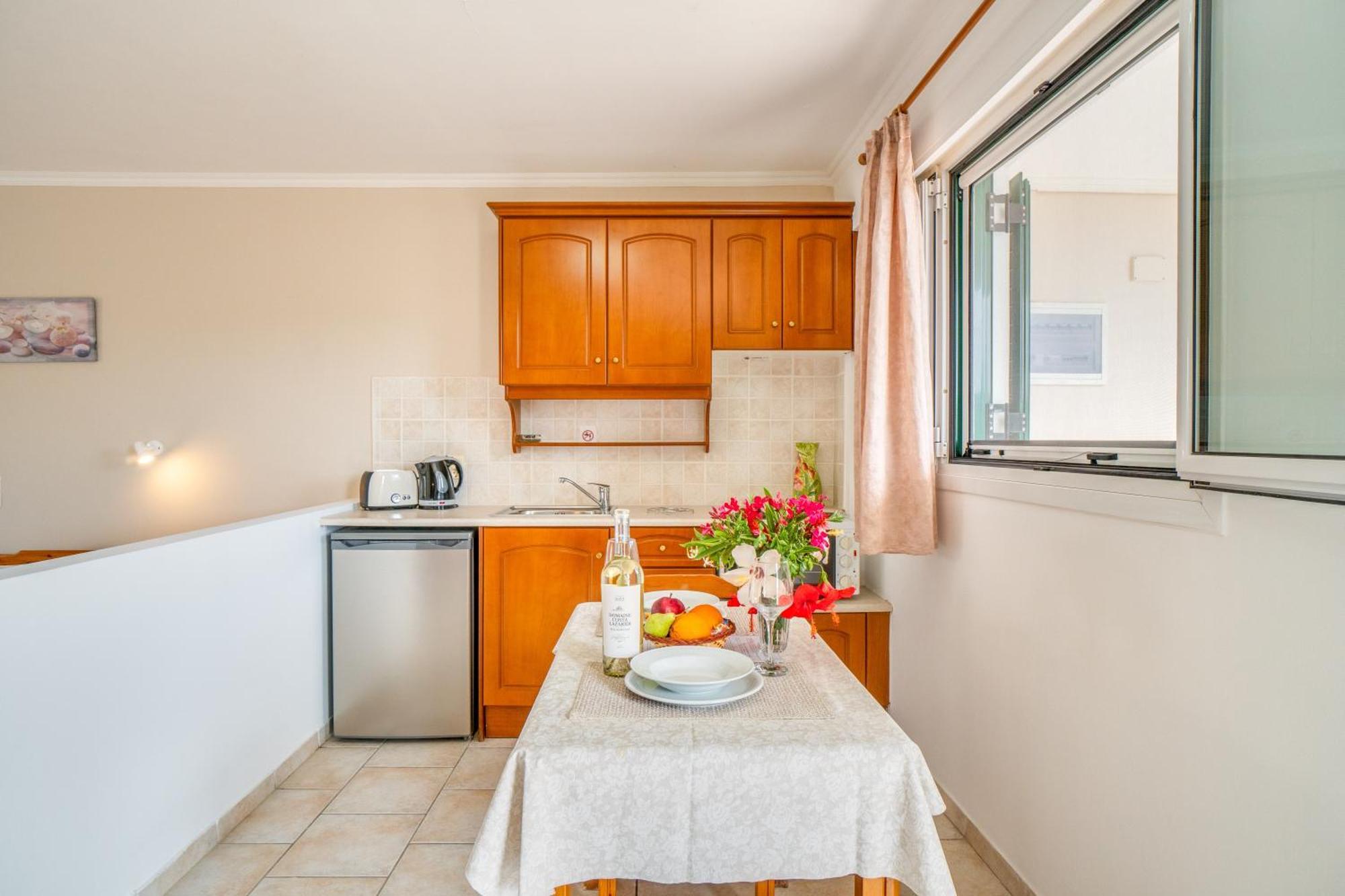 Anna Maisonette Apartment *